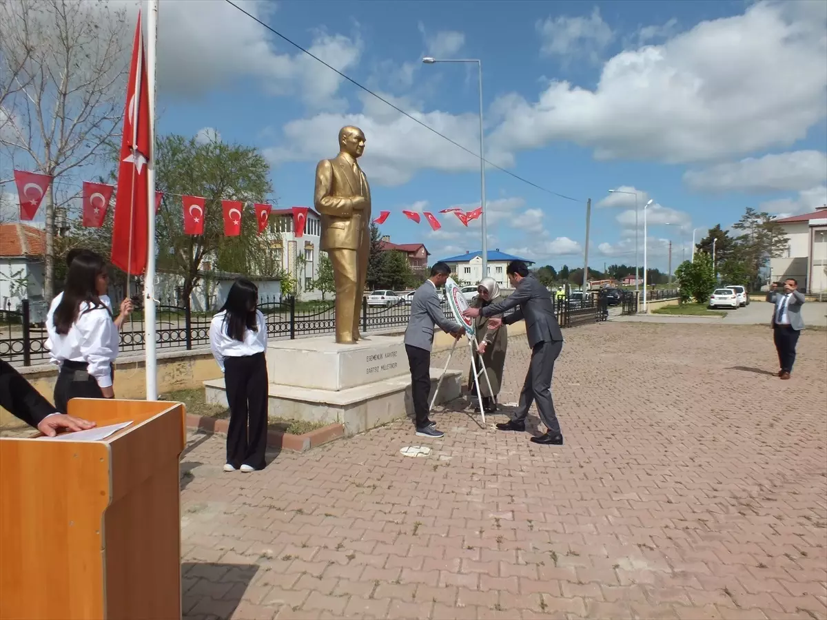Sivas'ın ilçelerinde 19 Mayıs Atatürk'ü Anma, Gençlik ve Spor Bayramı kutlandı