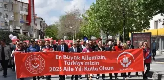 Sivas, Niğde ve Kırşehir'de 'Aile Yılı Yürüyüşü' düzenlendi
