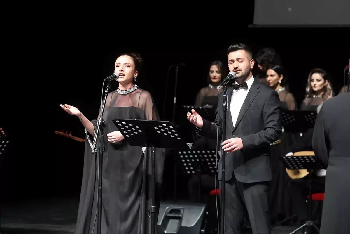 Sivas'ta 19 Mayıs Gençlik Konseri Düzenlendi