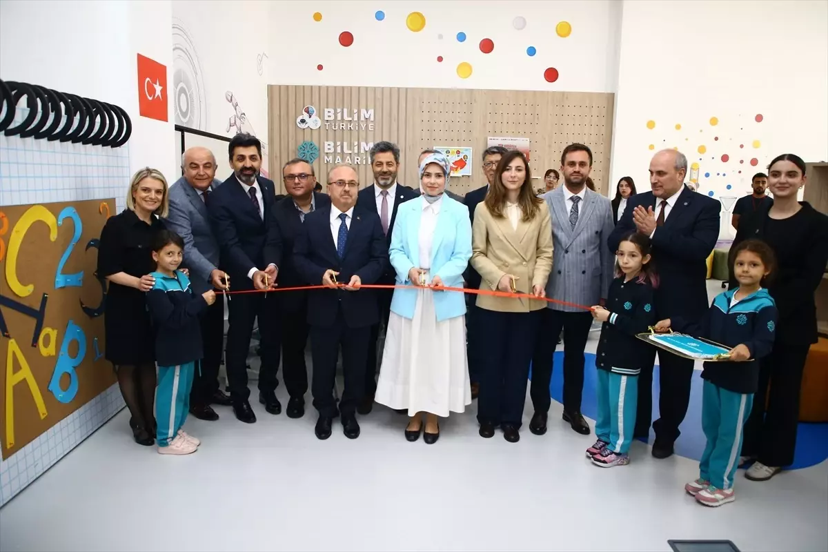 T3 Vakfı, Azerbaycan'da İki Yeni Bilim Merkezi Açtı