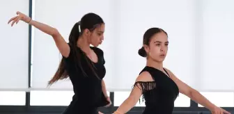 Türk Dansçılar Gürcistan'da Solo Dünya Şampiyonası'na Hazır