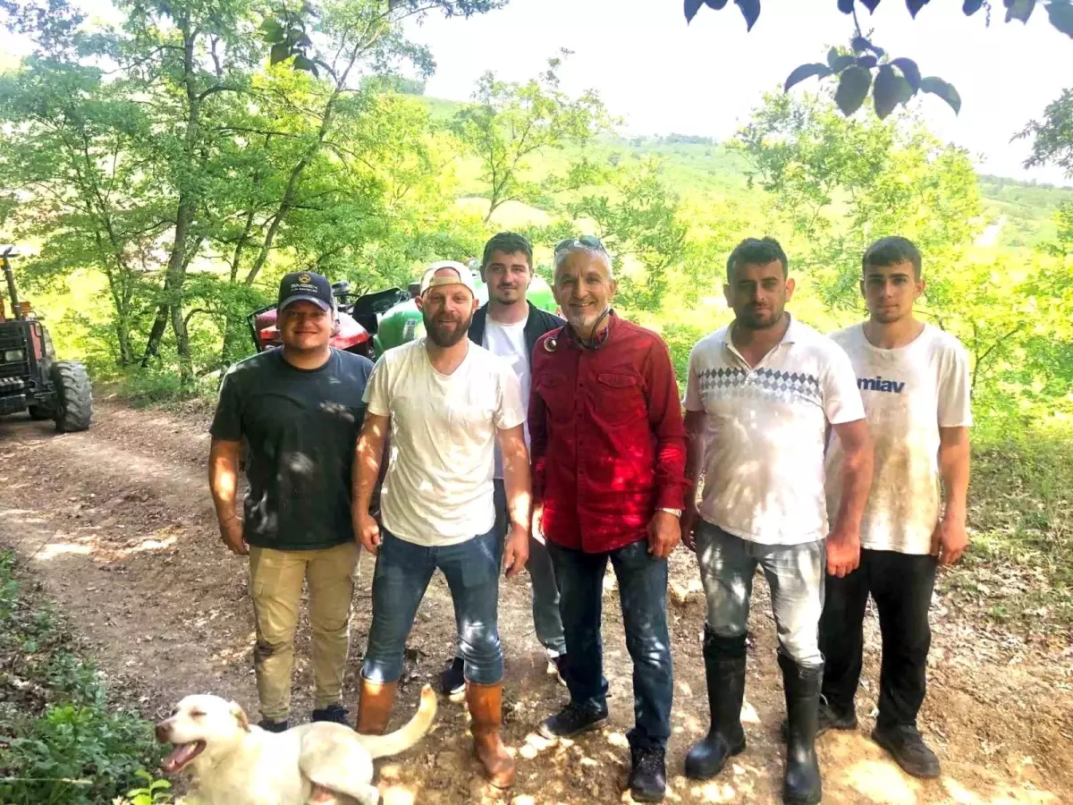 Düzce'de Köylüler Karaca Yavrularını Kurtardı