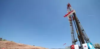 TBMM Başkanı Kurtulmuş, Gabar Dağı'ndaki petrol üretim sahasında konuştu Açıklaması