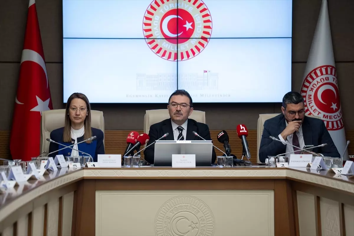 TBMM Kartalkaya Kayak Merkezi'ndeki Otel Yangınını Araştırma Komisyonu, Bolu Valisi Aydın'ı dinledi Açıklaması