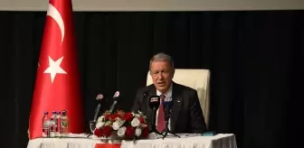 TBMM Milli Savunma Komisyonu Başkanı Akar, Elazığ'da 'Türkiye'nin Güvenlik Politikaları' konferansına katıldı