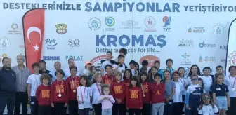 Tekirdağ'da Gençlik ve Spor Bayramı Kupası Yelken Yarışları Düzenlendi