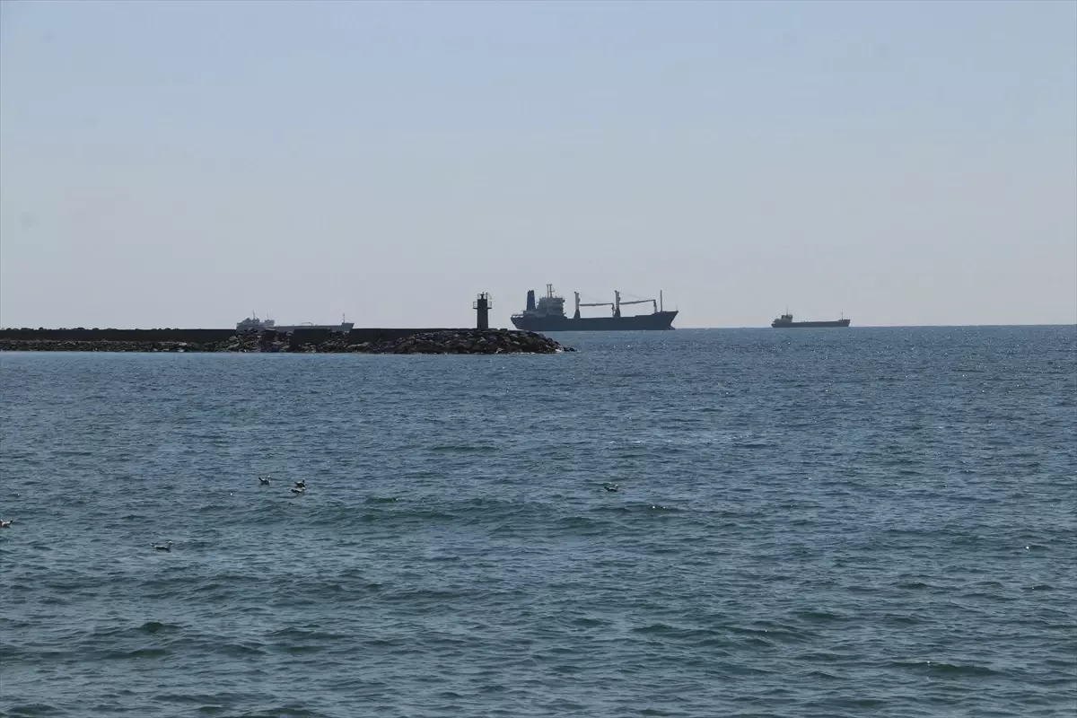 Marmara Denizi'nde Poyraz, Tekirdağ'da Ulaşımı Olumsuz Etkiliyor