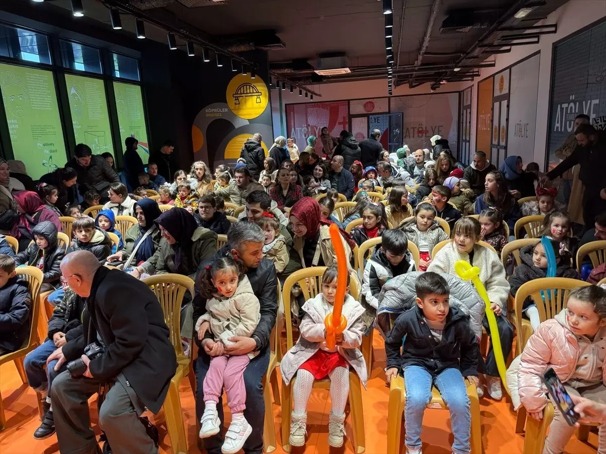 Trabzon'daki Özdemir Bayraktar Bilim Merkezi, 61 Bin Öğrenciyi Ağırladı