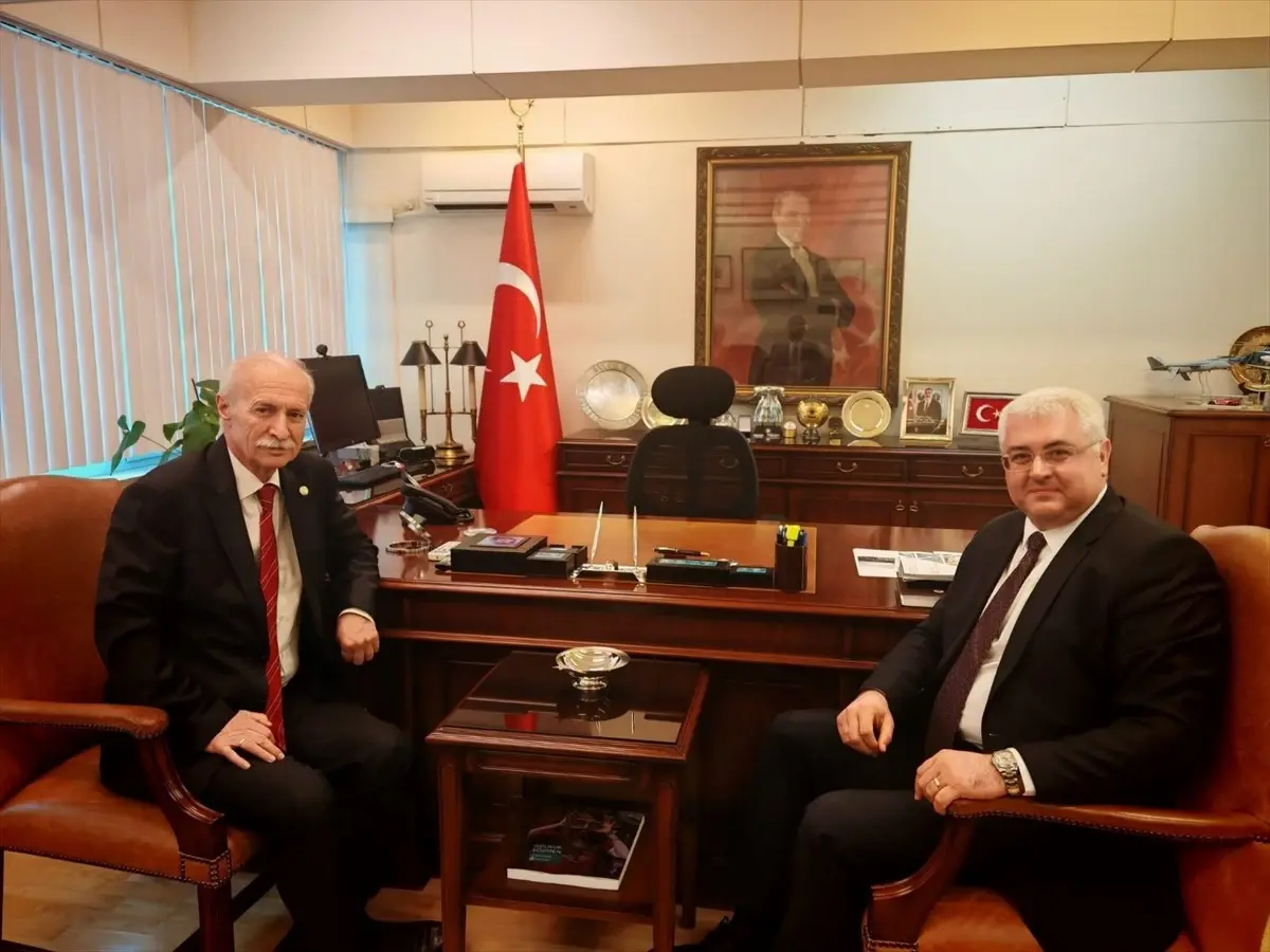 Trakya Üniversitesi Heyeti, Sofya Büyükelçisi Uyanık'ı Ziyaret Etti