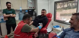 Türk Kızılay Adıyaman'da Kan Bağışı Standı Açtı