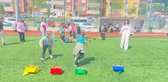 Türkeli'de Çocuk Oyun Şenliği Düzenlendi