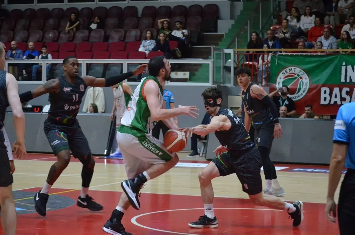 Aliağa Petkimspor, Yalova'da Semt77 Yalovaspor'u Mağlup Etti