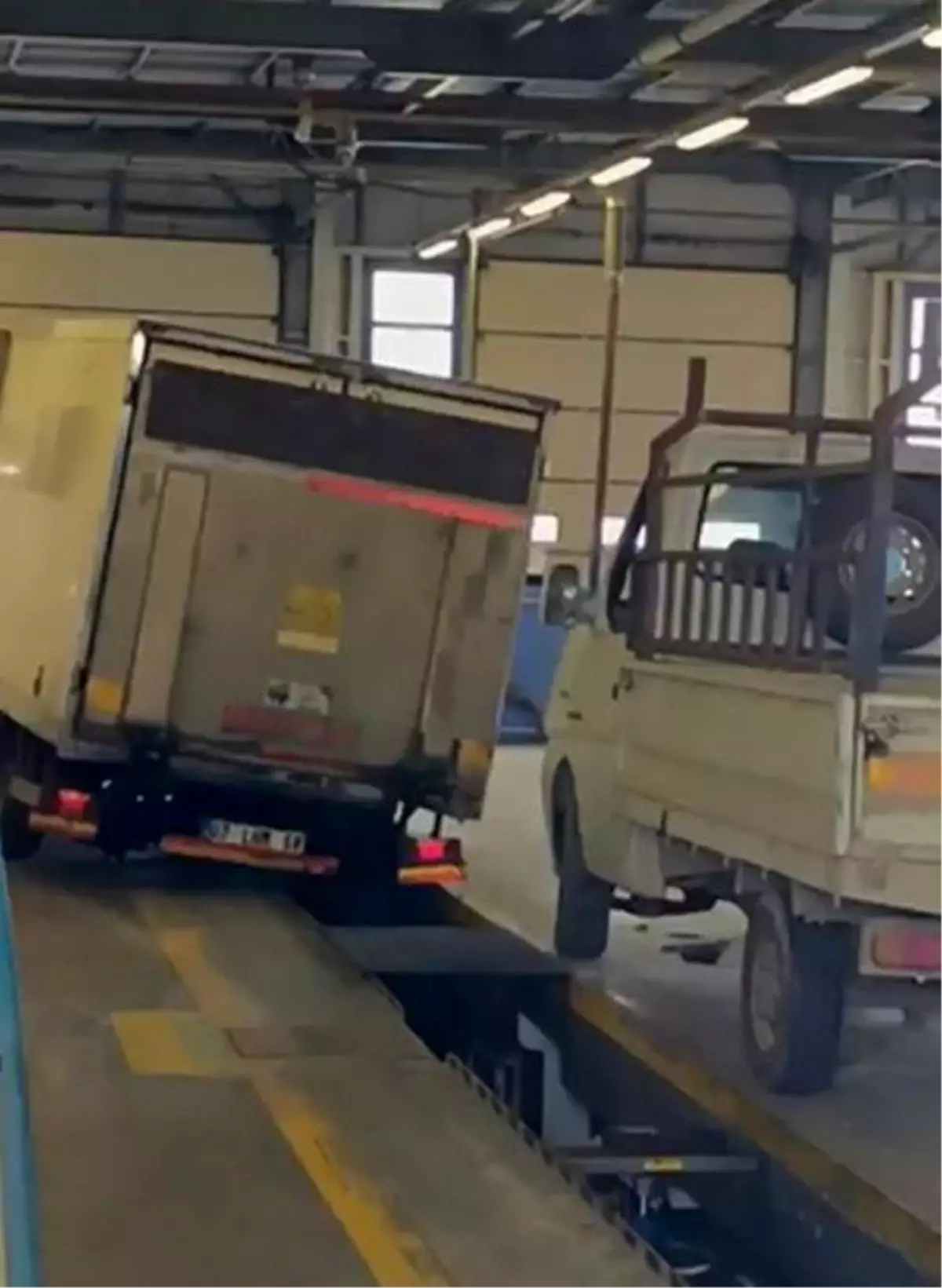 Adana'da Araç Muayene İstasyonunda Kaza