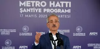 Ulaştırma ve Altyapı Bakanı Uraloğlu İstanbul Üsküdar'daki metro hattının uzatılacağını söyledi