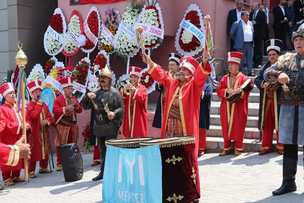 Ülkü Ocakları Bursa İl Başkanlığı'nın Yeni Hizmet Binası Açıldı