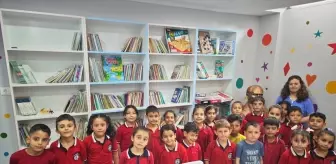 Akdeniz Üniversitesi Öğrencilerinden Depremzedelere Kütüphane Desteği