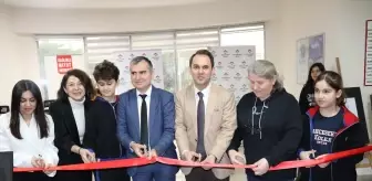 Ünye'de Hemşireler Günü'nde Sağlık Temalı Resim Sergisi Açıldı