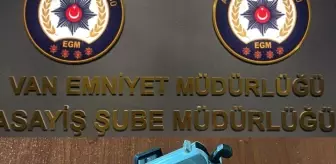 Van'da Suçlulara Yönelik Operasyon: 185 Kişi Yakalandı