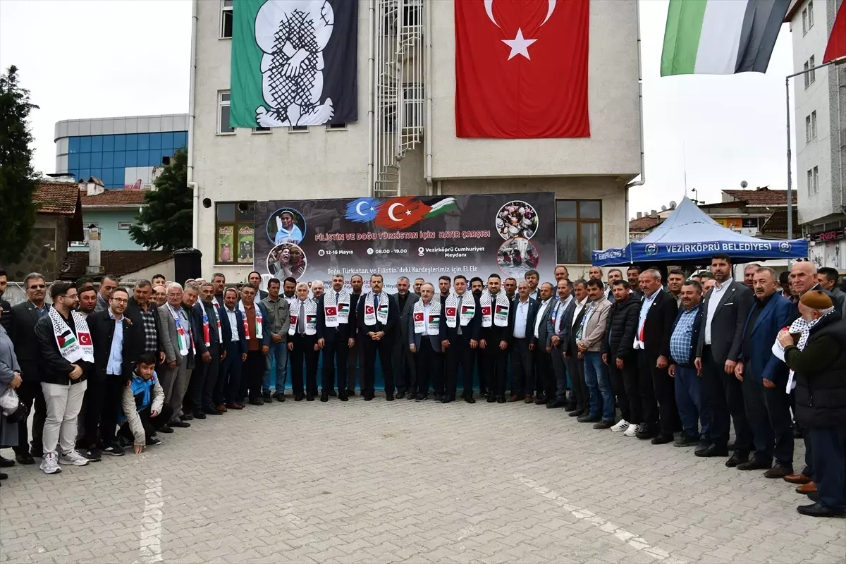 Vezirköprü'de Filistin ve Doğu Türkistan’a Destek İçin Hayır Çarşısı Açıldı