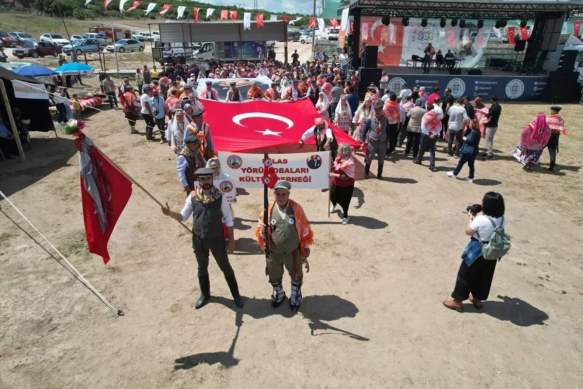 Muğla'da Yörük Şenliği Coşkusu