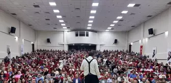 Hayati İnanç, Dörtyol'da 'Can Veren Pervaneler' Söyleşisine Katıldı