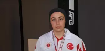 Selver Aktürk, Zayıflama Hedefiyle Başladığı Muaythai'de Türkiye Şampiyonu Oldu