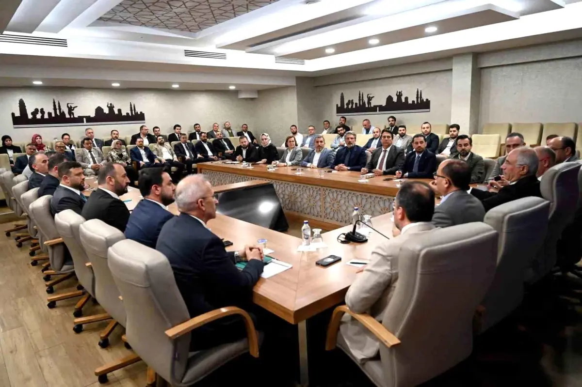 Efkan Ala, AK Parti Bursa İl Başkanlığı'nı Ziyaret Etti