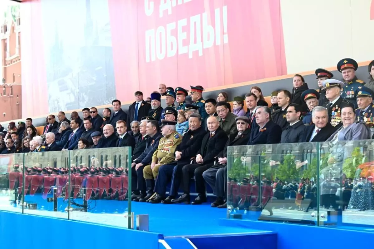 Xi Jinping, Moskova'da Zafer Kutlamalarına Katıldı