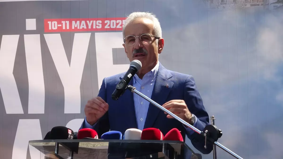 Bisiklet Yarışları ve Halk Festivali Trabzon'da Başladı