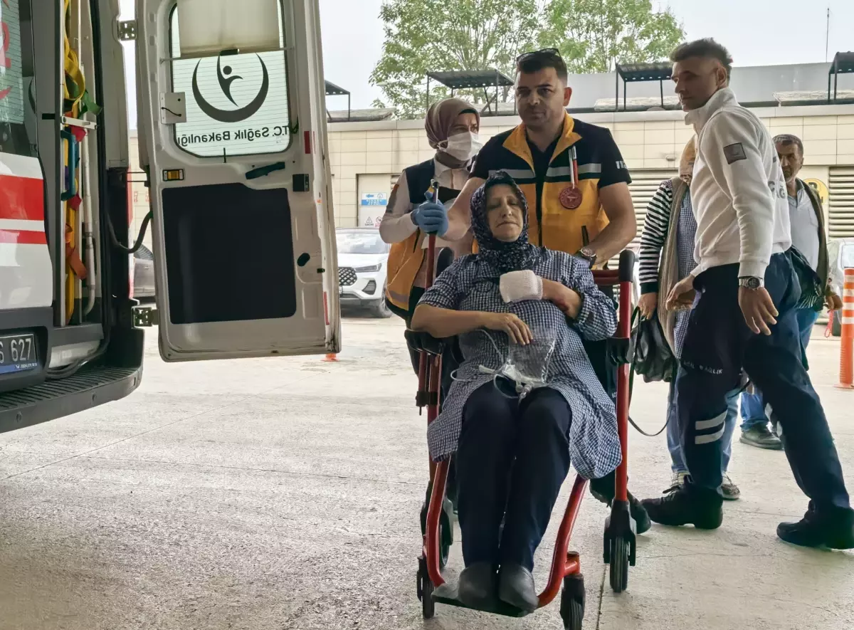 Tekstil Fabrikasında Çalışan Leyla P.'nin Eli Makineye Sıkıştı