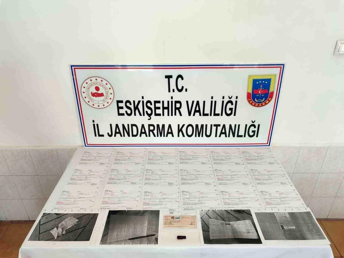 Eskişehir'de Şiddet ile Senet İmzalattığı Tespit Edilen İki Şüpheli Yakalandı