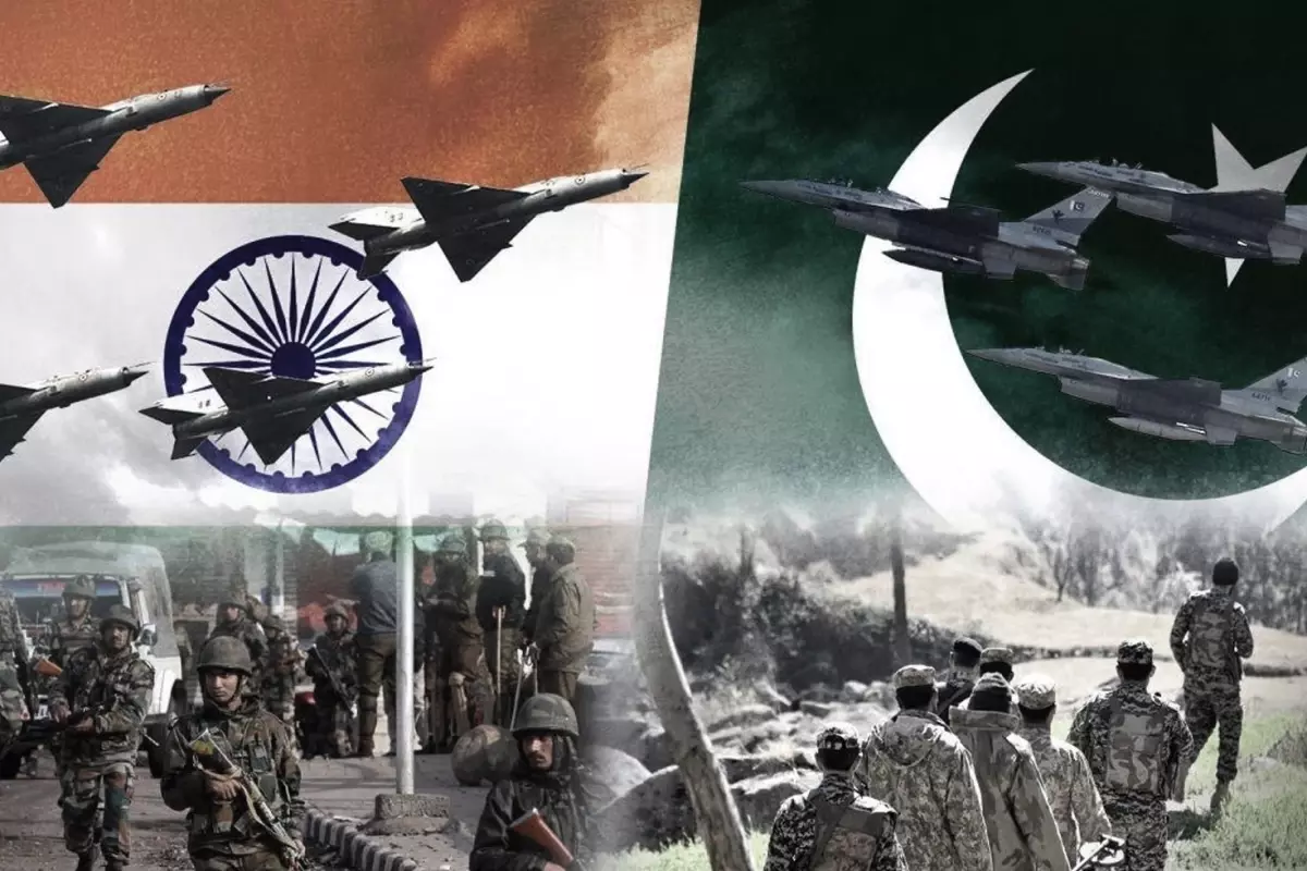 Güney Asya'da savaş şiddetleniyor! Hindistan füzelerle vurdu, Pakistan misilleme başlattı