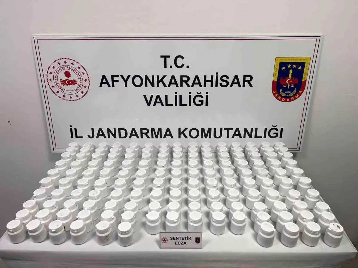 Afyonkarahisar'da Uyuşturucu Operasyonu: 4 Gözaltı