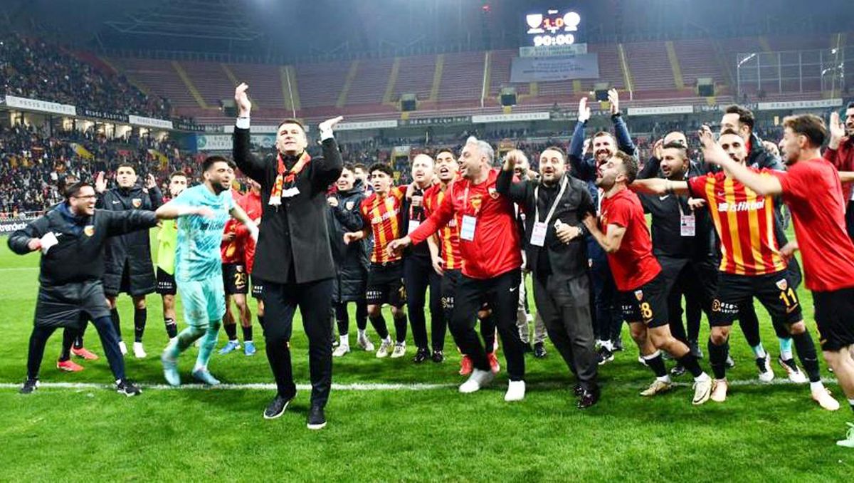 Kayserispor, Antalyaspor Maçına Hazırlanıyor