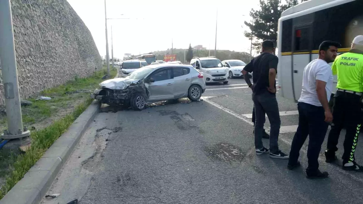 Malatya'da Zincirleme Trafik Kazası: 6 Yaralı