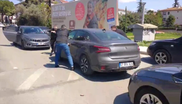 MİT'ten sahte baz istasyonu operasyonu! 7 kişi suçüstü yakalandı