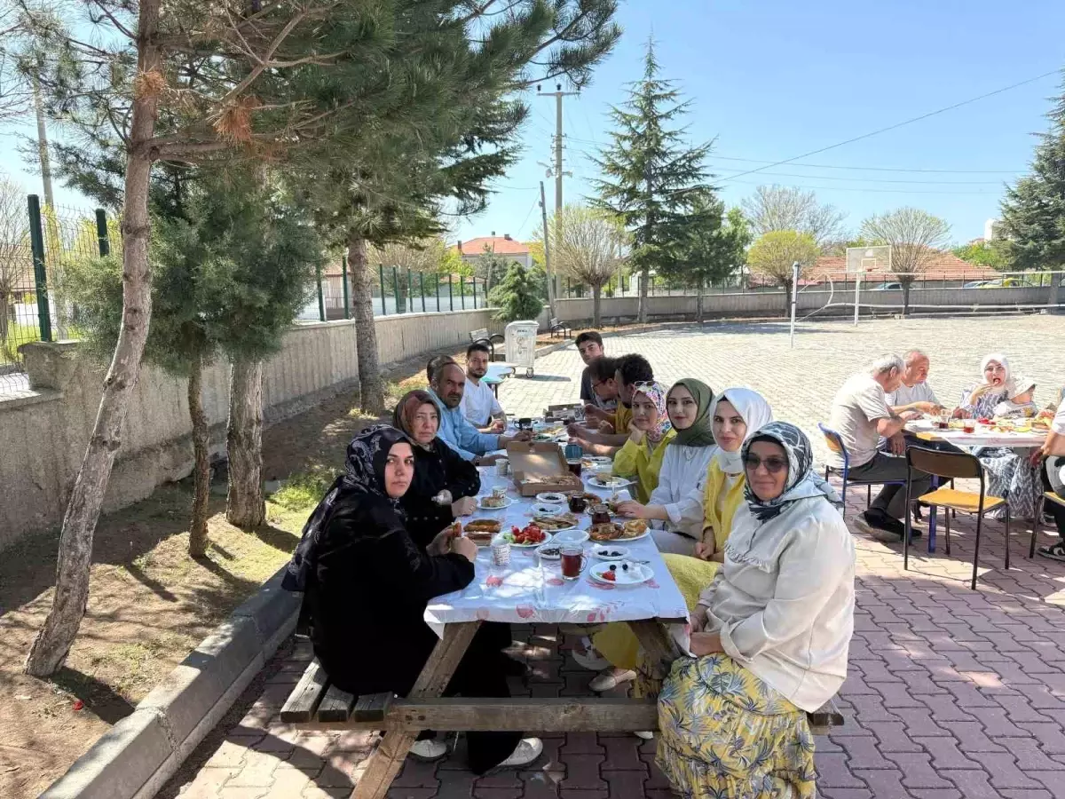 Özel Çocuklardan Anneler Günü'ne Duygu Dolu Sürpriz