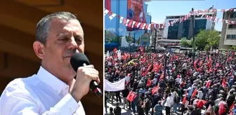 Özgür Özel'in Van mitingine damga vuran an: Sırrı Süreyya Önder'in ruhu için...