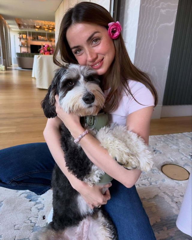 Tom Cruise's girlfriend Ana de Armas, who is 25 years younger, gets a big boost