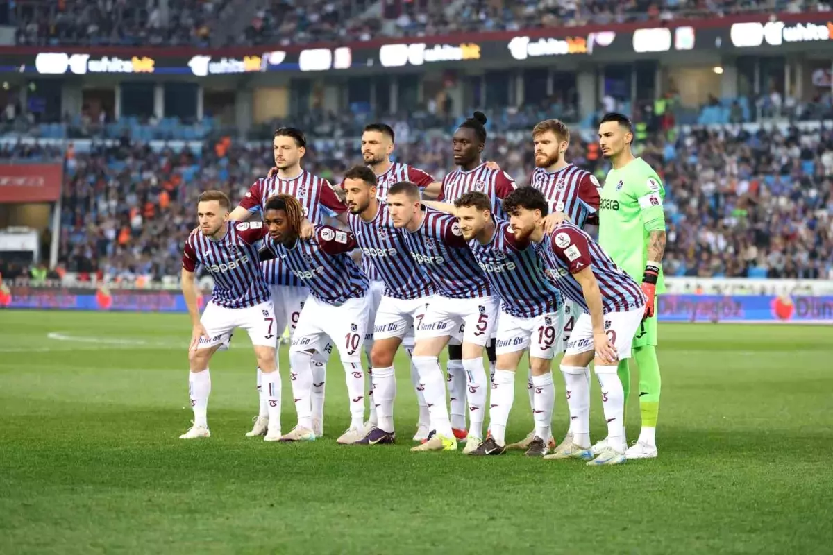 Trendyol Süper Lig'de Trabzonspor ve Galatasaray Golsüz Beraberlikte Kaldı