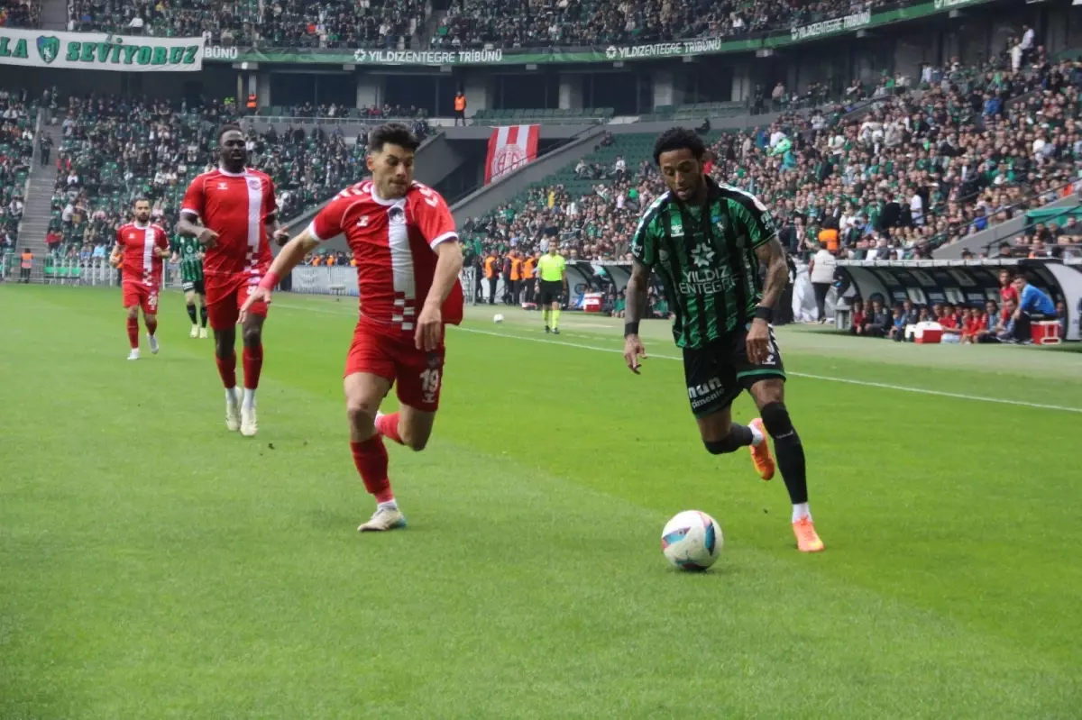 Kocaelispor, Ankara Keçiörengücü'nü 4-1 Mağlup Etti
