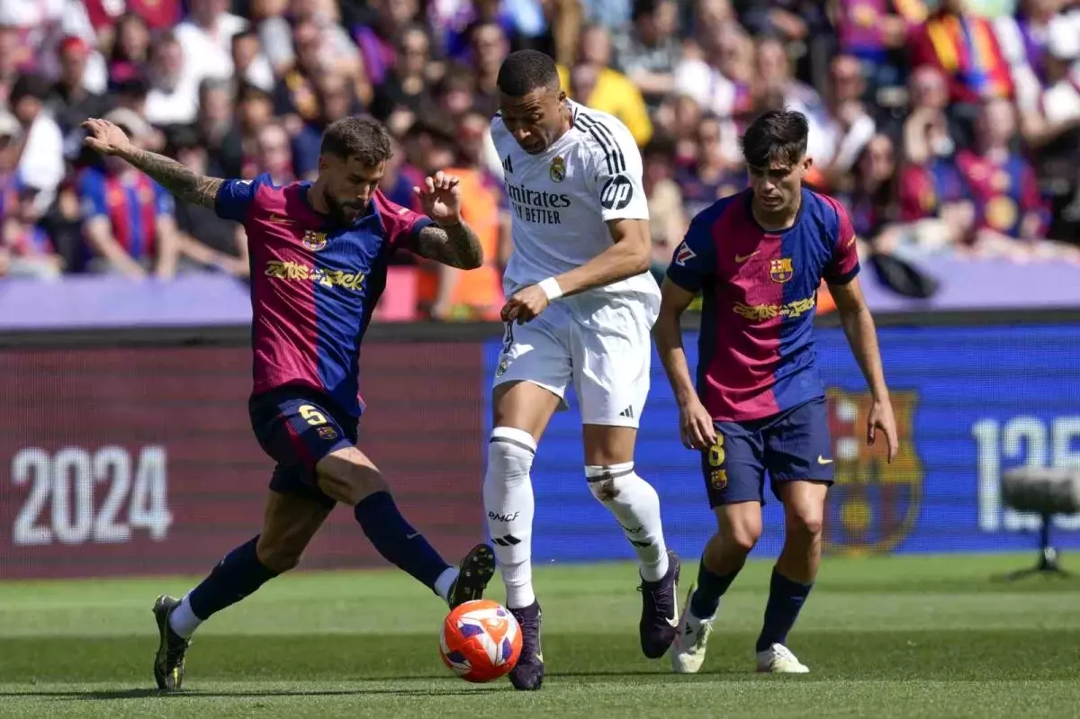 Barcelona, El Clasico'da Real Madrid'i 4-3 Maglup Etti
