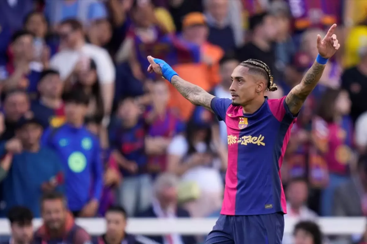 El Clasico'da tarihi maç! 7 gollü maçta son gülen Barcelona