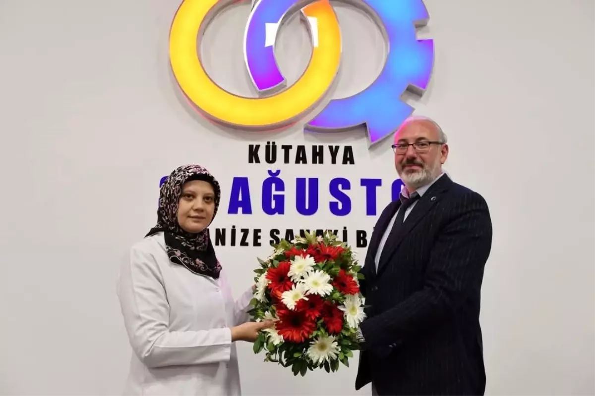 Kütahya 30 Ağustos OSB Müdürü Murat Demir'den Anneler Günü mesajı ve anlamlı jest