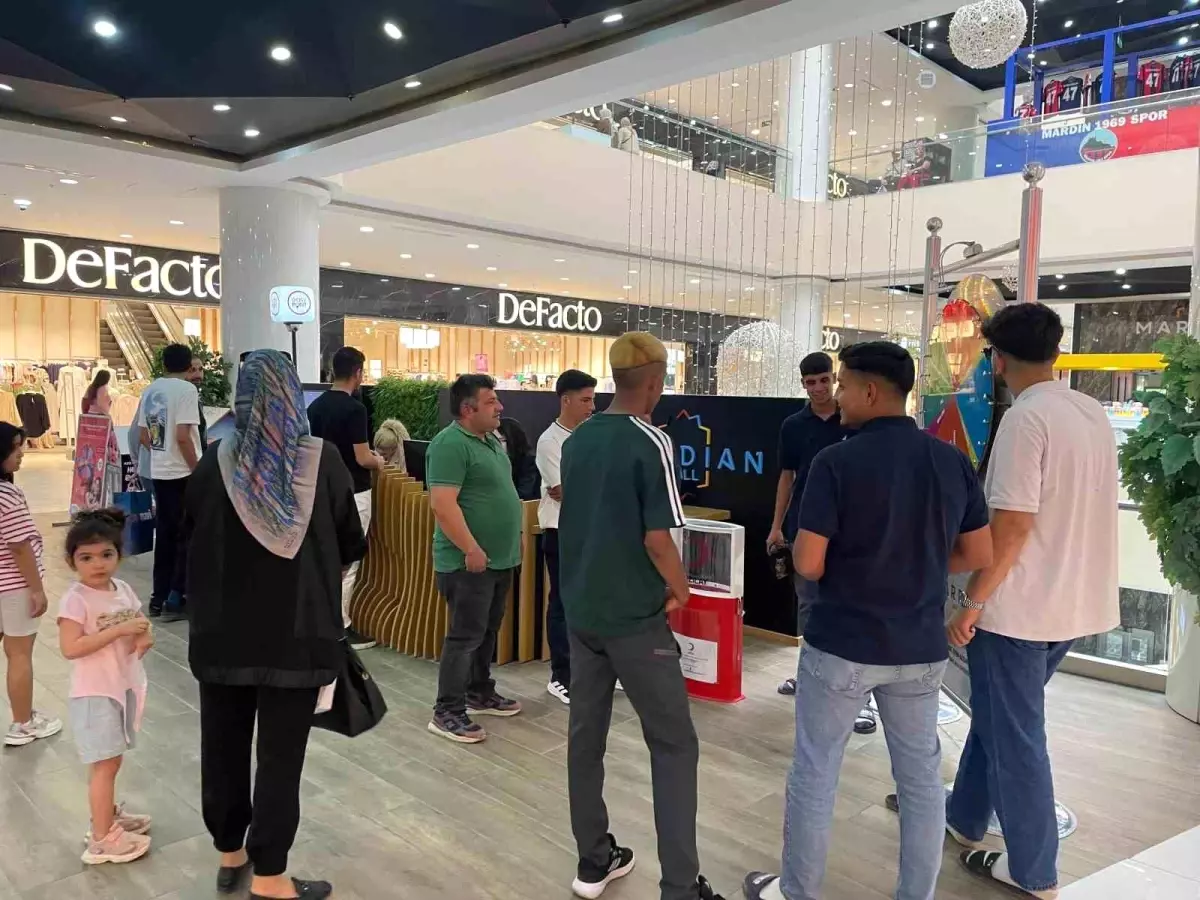 Mardian Mall, Anneler Günü'nü Renkli Etkinliklerle Kutladı