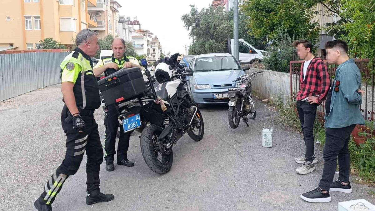 Manavgat'ta Plakasız Motosiklet Sürücüsüne 19 Bin TL Ceza