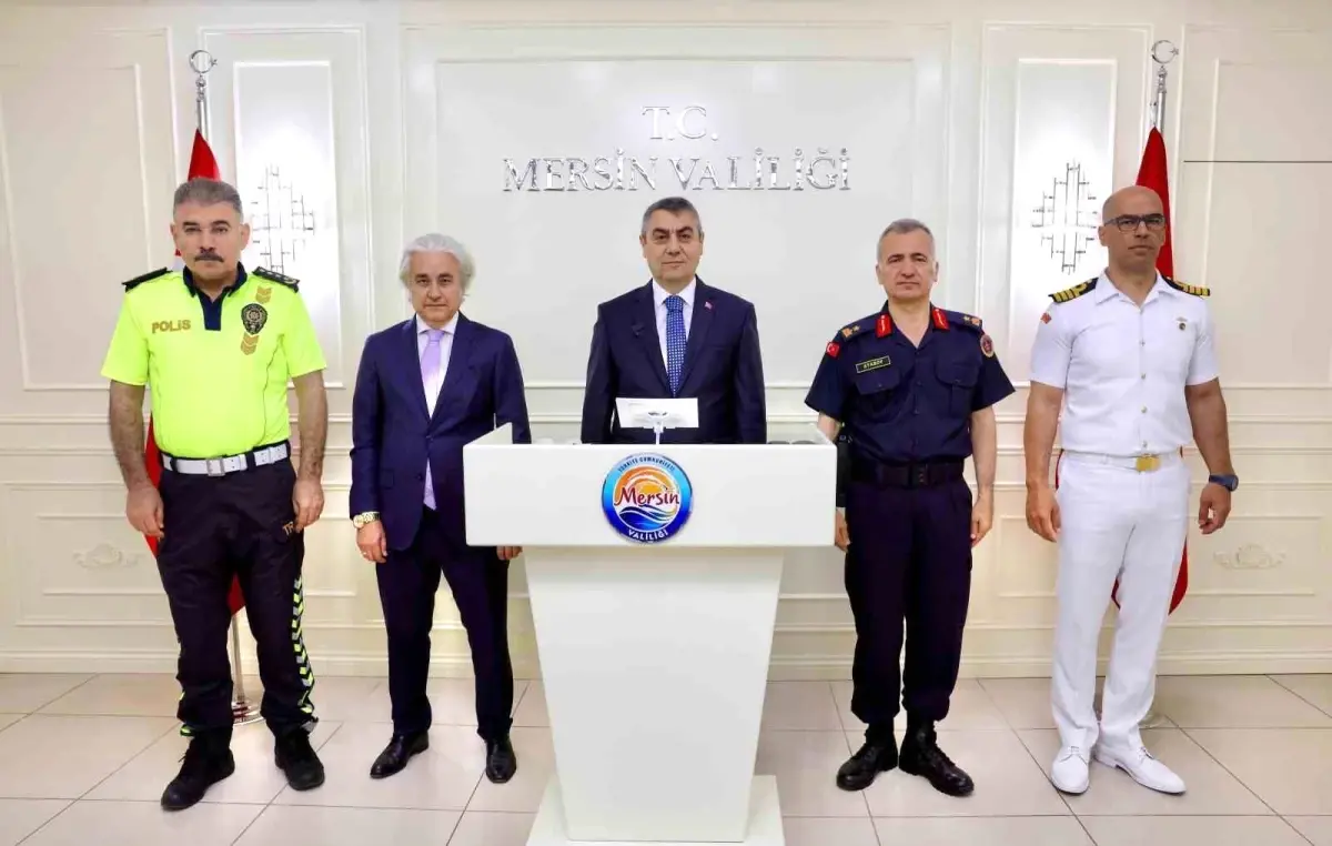 Vali Toros: 'Mersin'de suçluların barınmasına asla izin vermeyeceğiz'