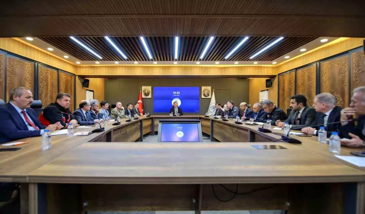 Erzincan'da Birim Amirleri Toplantısı Gerçekleştirildi