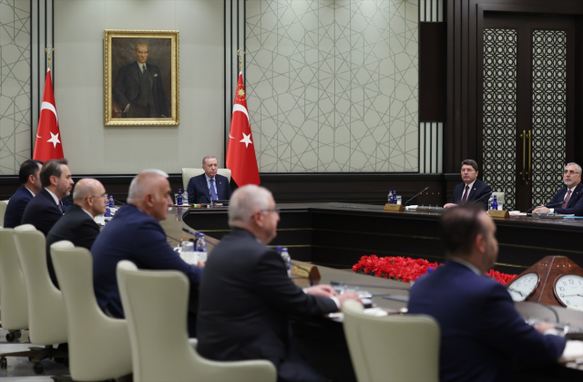 The main agenda is the decision to dissolve the PKK! The Cabinet convened under Erdoğan's chairmanship