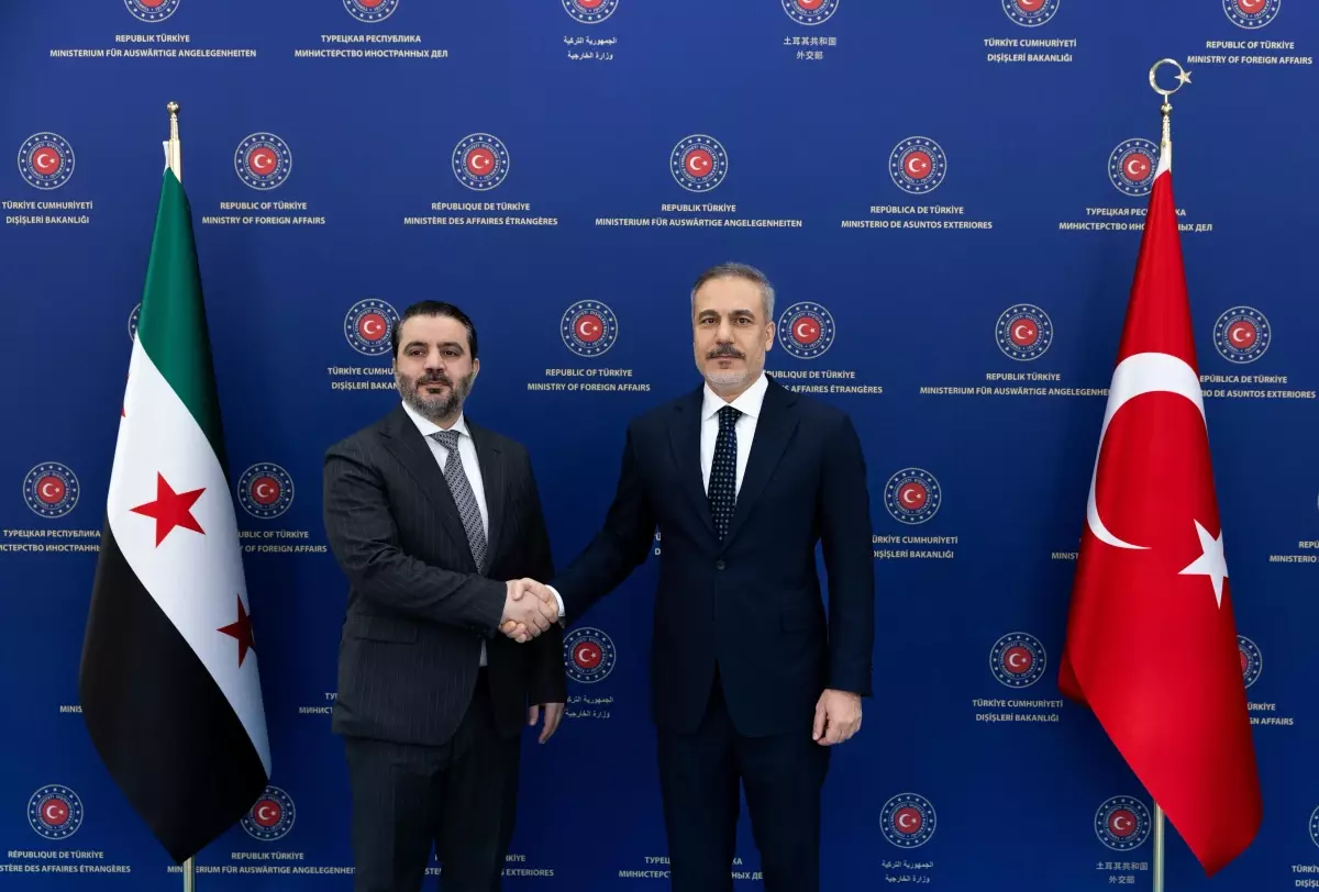 Hakan Fidan ve Suriye Dışişleri Bakanı Esad Hasan Şeybani Ankara'da Buluştu